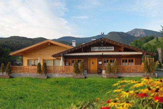 Sporthutte